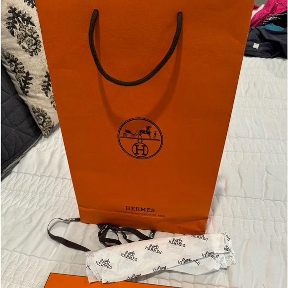 COPY - Hermes bag, scarf box, tissue, and ribbon - Picture 1 of 2